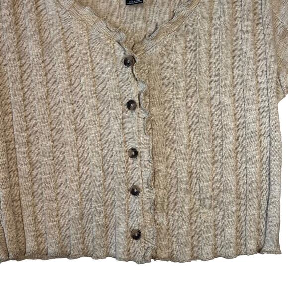 BDG Tan Ruffle Crop Top - Picture 3 of 5